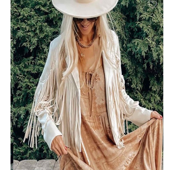 FAUX SUEDE FRINGE JACKET - Picture 2 of 5